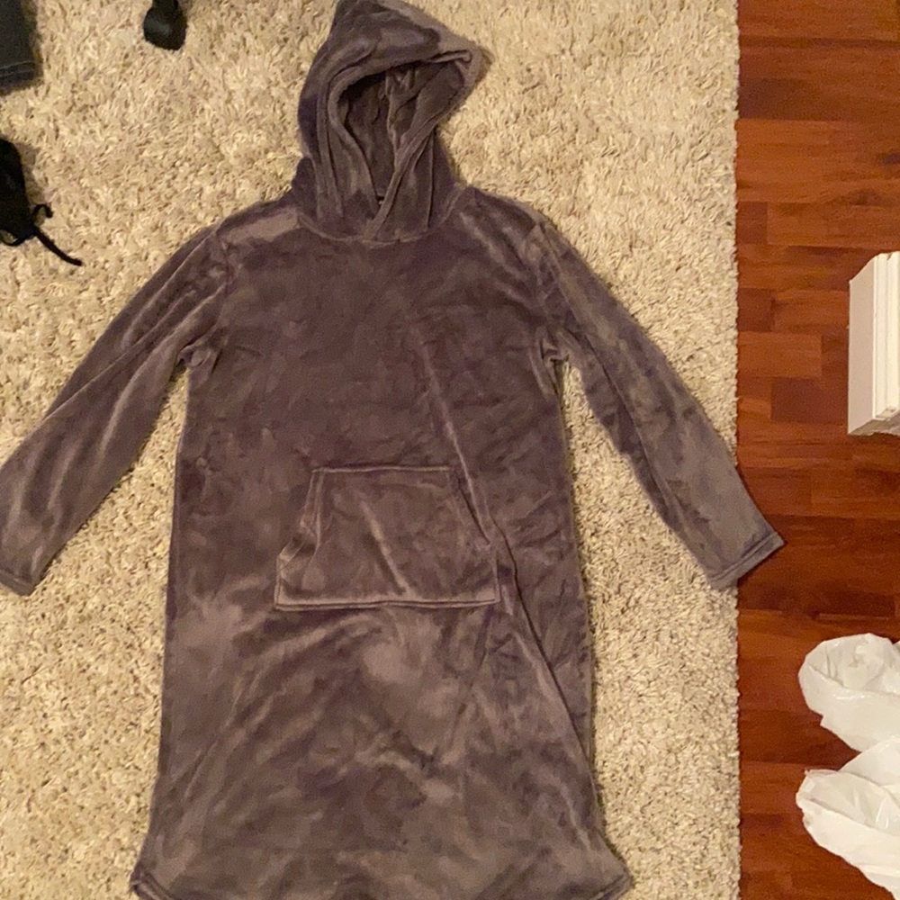 grey comfy sleepwear